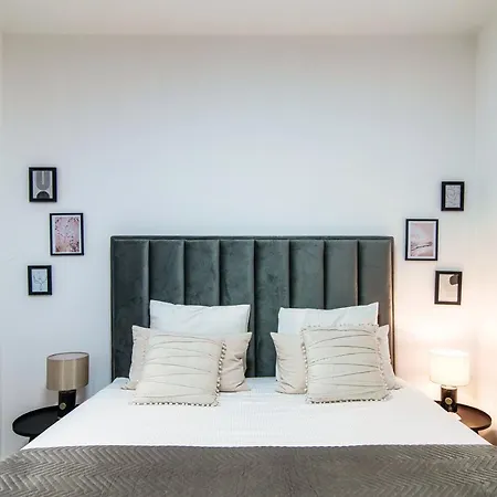 Agastache & Salvia - By Myhomeincomo Apartamento