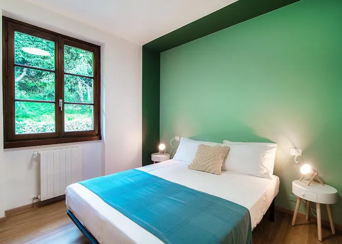 Apartment Agastache & Salvia - By Myhomeincomo *